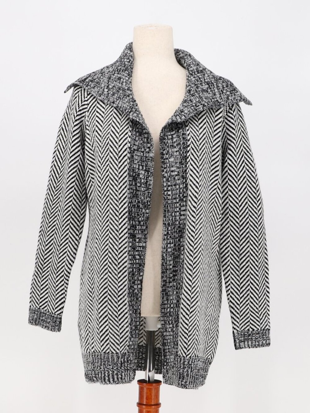 NWT WHBM Shimmering Herringbone Chunky Knit Cardigan Sweater Size Mp
